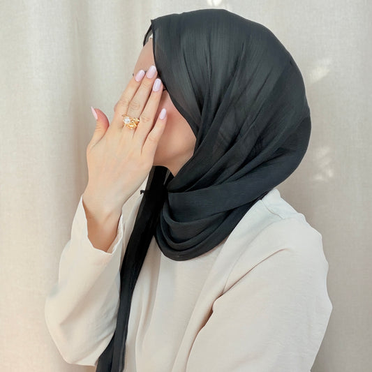 Soft Shimmer Hijab