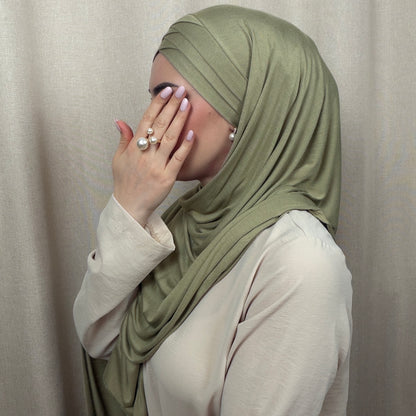 Praktischer X-Hijab