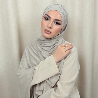 Praktischer X-Hijab