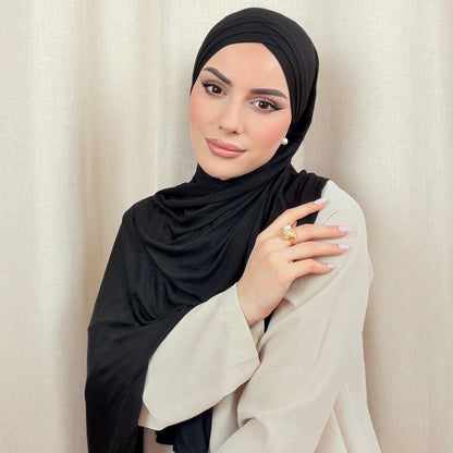 Praktischer X-Hijab