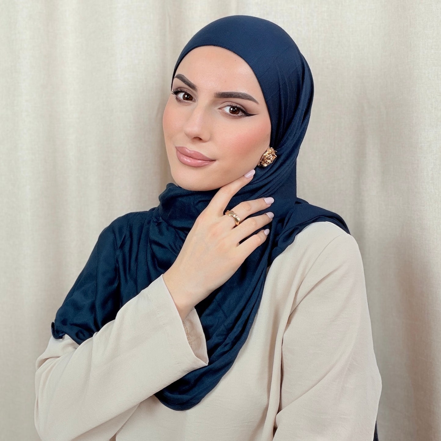 Jersey Hijab mit Wellen
